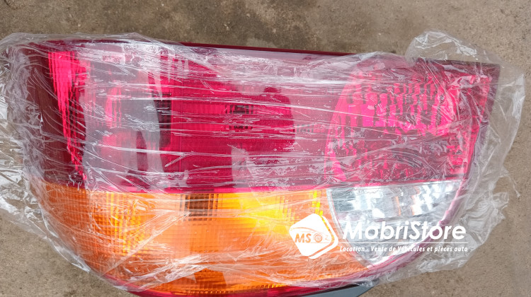 MobriStore Feu arrière Toyota avensis