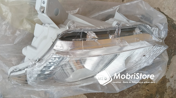 MobriStore Phare Isuzu demex 2013