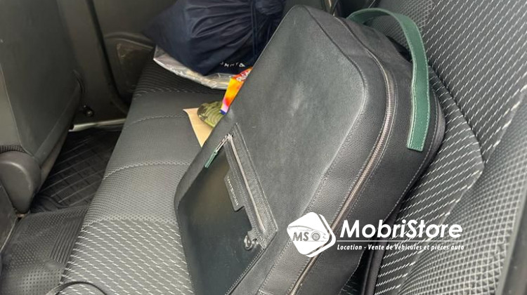 MobriStore Toyota hilux