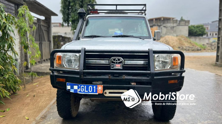 MobriStore Toyota Land cruiser