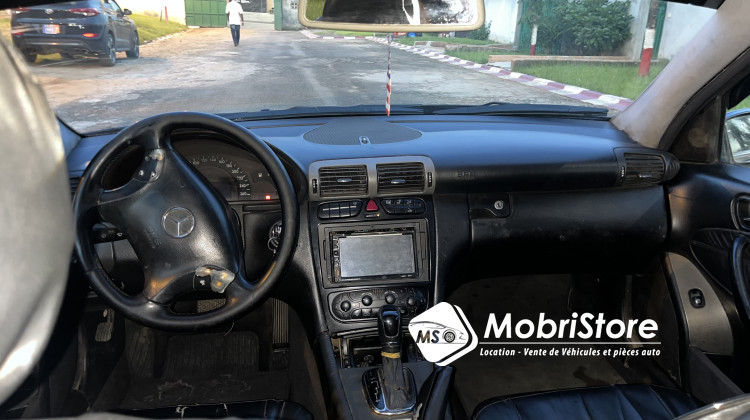 MobriStore Mercredes c200