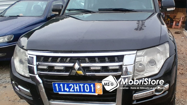 MobriStore Mutsibishi pajero